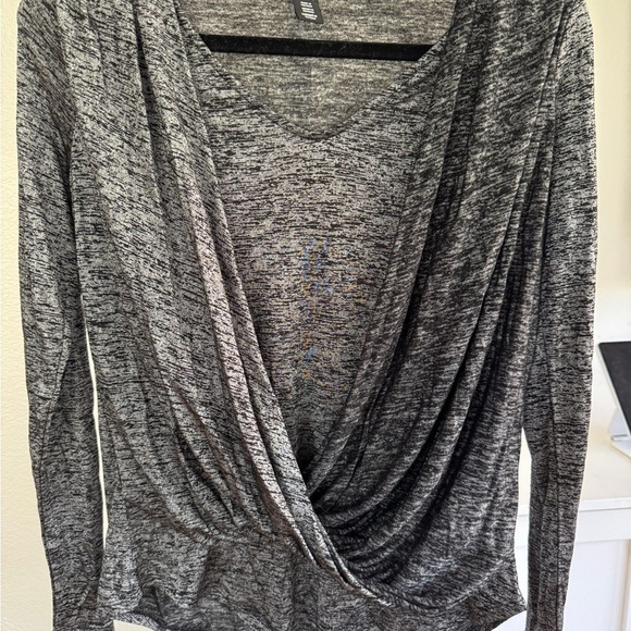 White House Black Market Tops - WHITE HOUSE BLACK MARKET BLOUSE XS